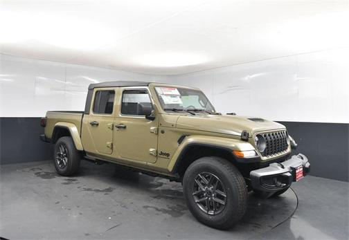 2025 Jeep Gladiator Sport S