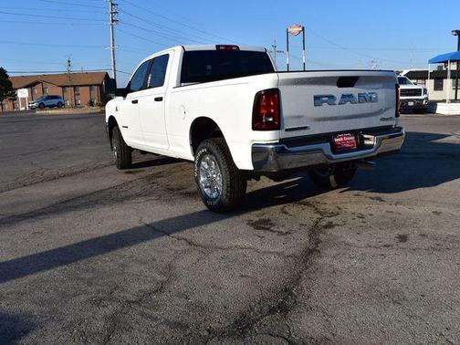 2026 RAM 3500 Big Horn Crew Cab 4x4 6'4' Box