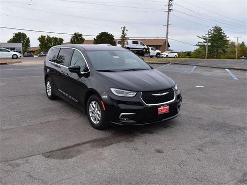 2026 Chrysler Pacifica L