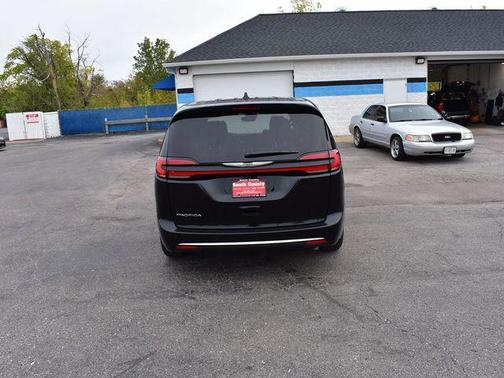 2026 Chrysler Pacifica L