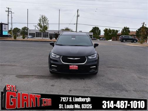 2026 Chrysler Pacifica L