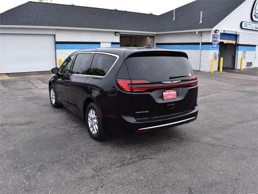 2026 Chrysler Pacifica L