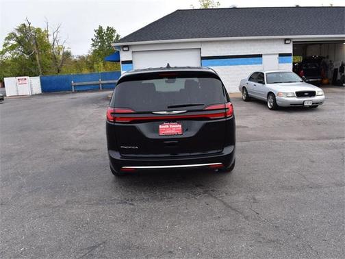 2026 Chrysler Pacifica L