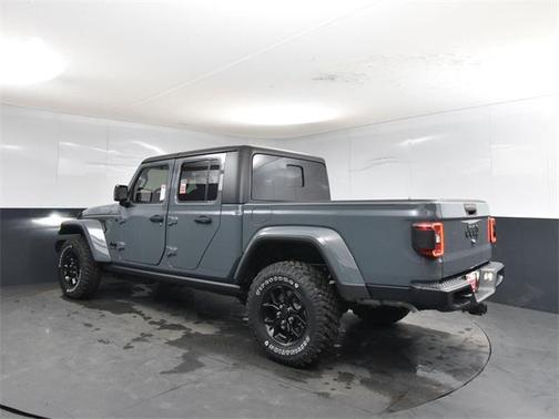 2026 Jeep Gladiator Willys 4x4