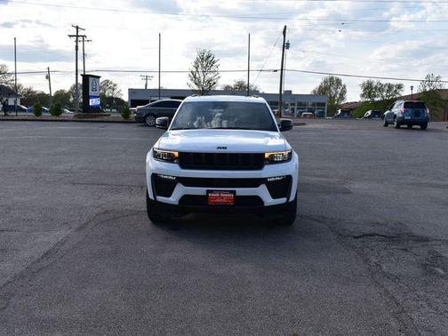 Bright White Clearcoat 2026 Jeep Grand Cherokee L Limited
