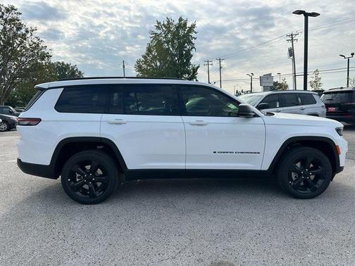 2025 Jeep Grand Cherokee L Altitude