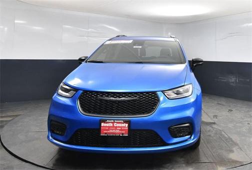 2026 Chrysler Pacifica L