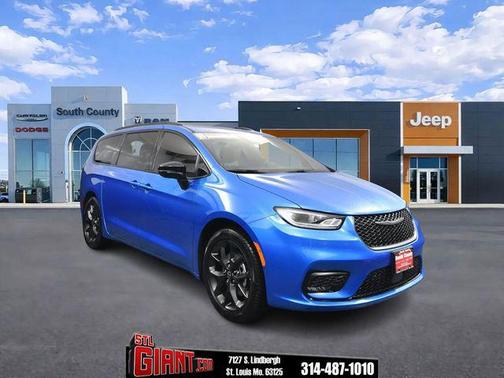 2026 Chrysler Pacifica L