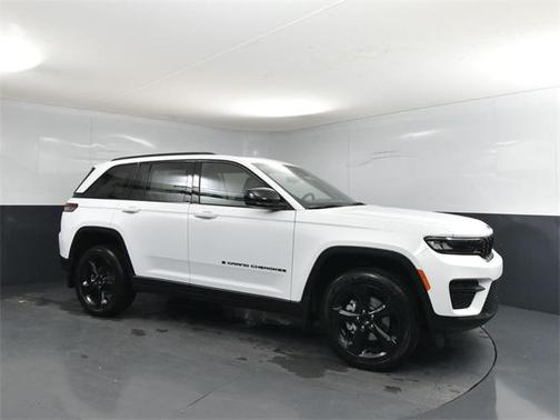 2025 Jeep Grand Cherokee Altitude