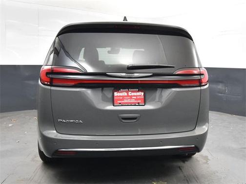 2025 Chrysler Pacifica L