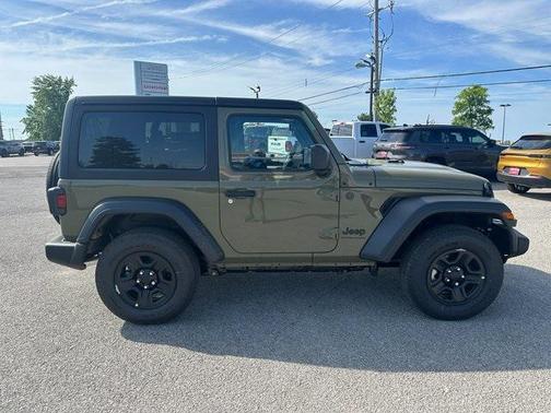 2025 Jeep Wrangler Sport