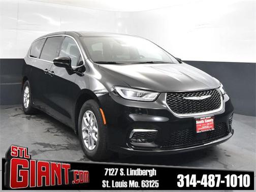 2026 Chrysler Pacifica L