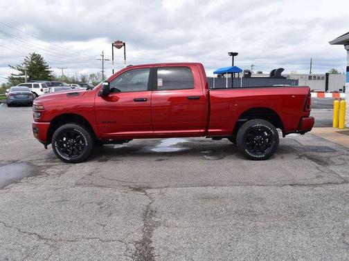 Molten Red Pearlcoat 2026 RAM 2500 Big Horn Crew Cab 4x4 6'4' Box