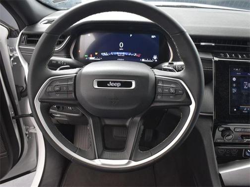 2023 Jeep Grand Cherokee L Altitude