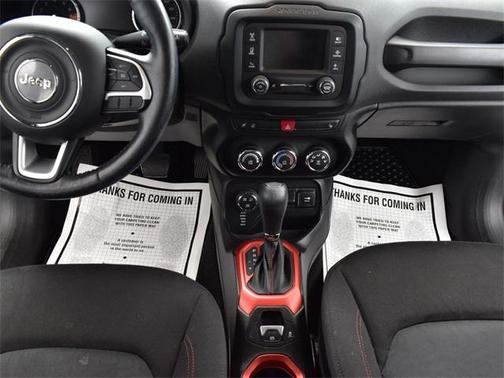 2016 Jeep Renegade Trailhawk