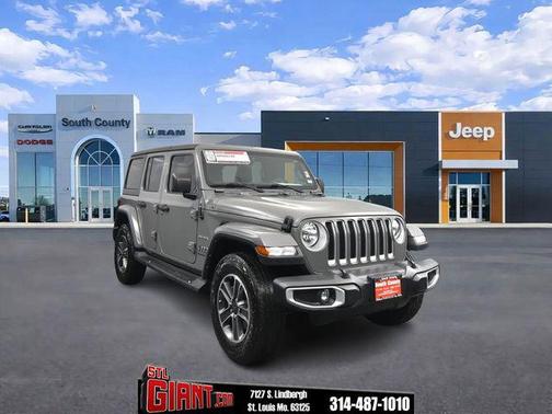 2023 Jeep Wrangler 4-Door Sahara 4x4
