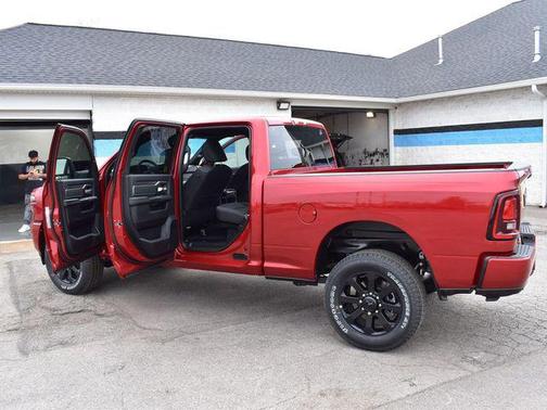 Molten Red Pearlcoat 2026 RAM 2500 Big Horn Crew Cab 4x4 6'4' Box
