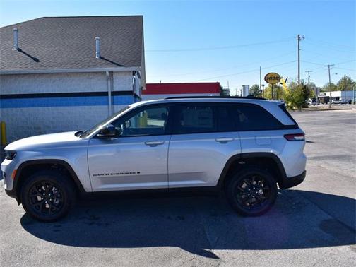 2025 Jeep Grand Cherokee Altitude