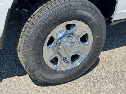 2025 RAM 2500 Tradesman Crew Cab 4x4 6'4' Box
