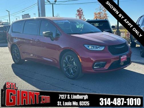 2026 Chrysler Pacifica L