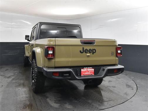 2026 Jeep Gladiator Willys 4x4