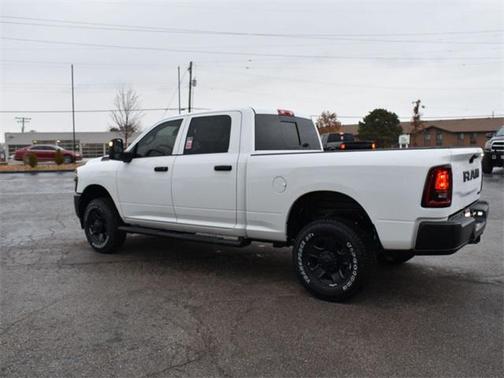 2026 RAM 2500 Tradesman Crew Cab 4x4 6'4' Box