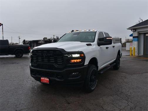 2026 RAM 2500 Tradesman Crew Cab 4x4 6'4' Box