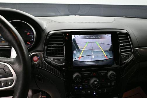 Sting-Gray Clearcoat 2026 Jeep Cherokee Laredo 4x4