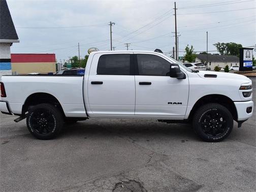 2025 RAM 2500 Big Horn Crew Cab 4x4 6'4' Box