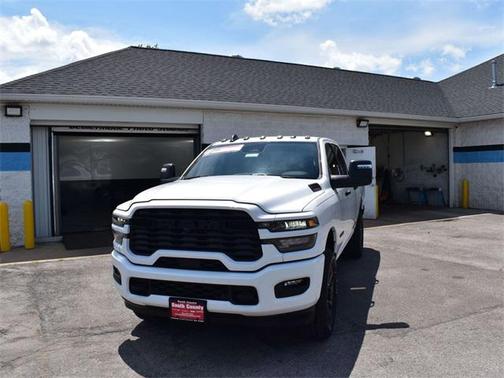 2025 RAM 2500 Big Horn Crew Cab 4x4 6'4' Box