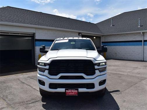 2025 RAM 2500 Big Horn Crew Cab 4x4 6'4' Box