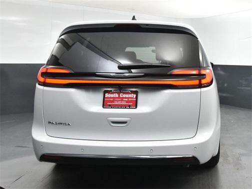 2026 Chrysler Pacifica L