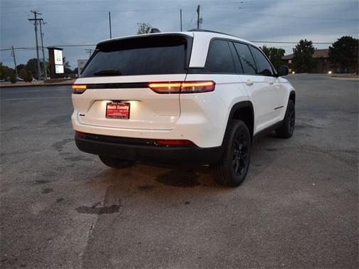 2025 Jeep Grand Cherokee Altitude