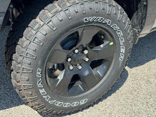 2025 RAM 1500 Warlock
