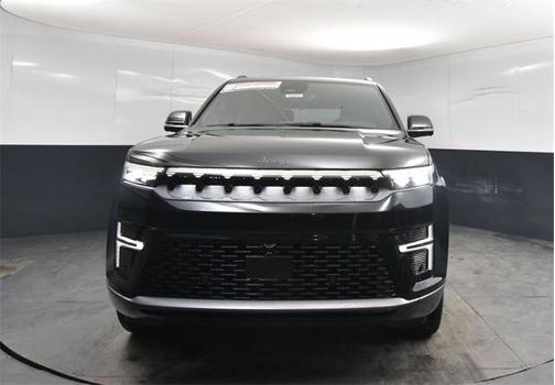 2026 Jeep Grand Wagoneer Limited Reserve 4x4