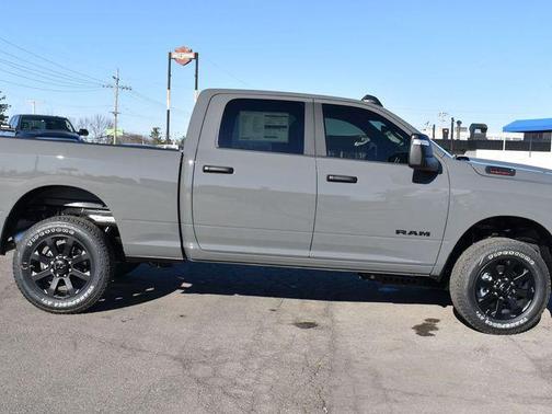 2026 RAM 2500 Big Horn Crew Cab 4x4 6'4' Box