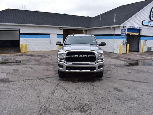2021 RAM 2500 Tradesman Crew Cab 4x4 6'4' Box