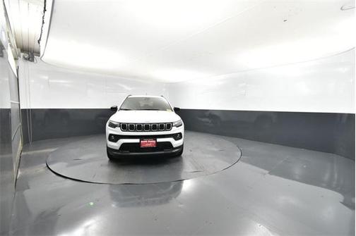 2023 Jeep Compass Latitude Lux