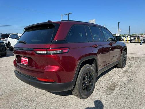 2025 Jeep Grand Cherokee Altitude