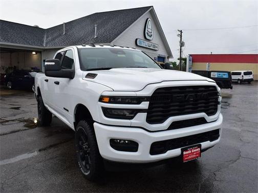 2025 RAM 2500 Big Horn Crew Cab 4x4 6'4' Box
