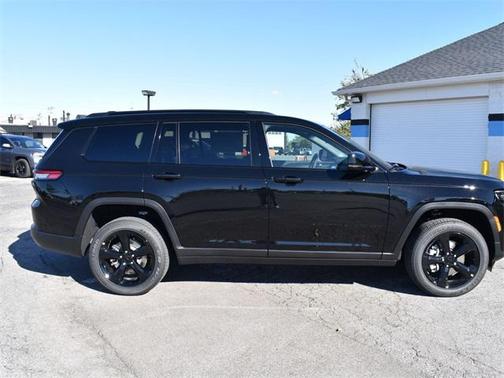2025 Jeep Grand Cherokee L Altitude