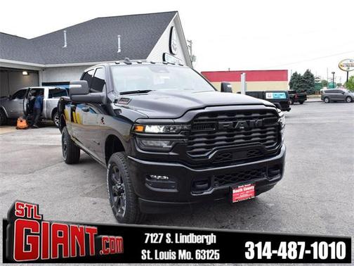 2025 RAM 2500 Big Horn Crew Cab 4x4 6'4' Box