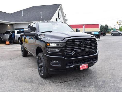 2025 RAM 2500 Big Horn Crew Cab 4x4 6'4' Box