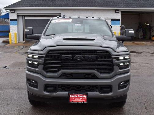 2026 RAM 2500 Laramie Crew Cab 4x4 8' Box