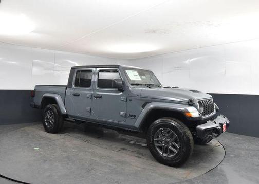 2026 Jeep Gladiator Sport S