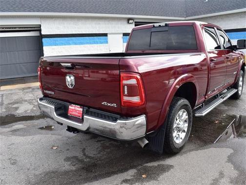 2021 RAM 3500 Laramie Crew Cab 4x4 6'4' Box