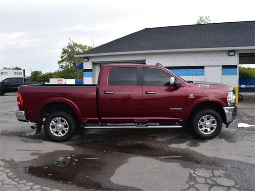 2021 RAM 3500 Laramie Crew Cab 4x4 6'4' Box