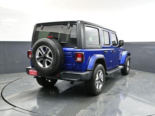 Ocean Blue Metallic Clearcoat 2018 Jeep Wrangler Unlimited Sahara