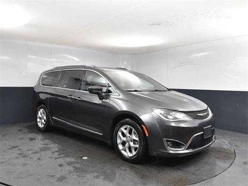 2020 Chrysler Pacifica Touring-L Plus