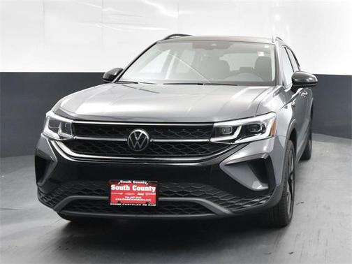 2024 Volkswagen Taos 1.5T SE Black